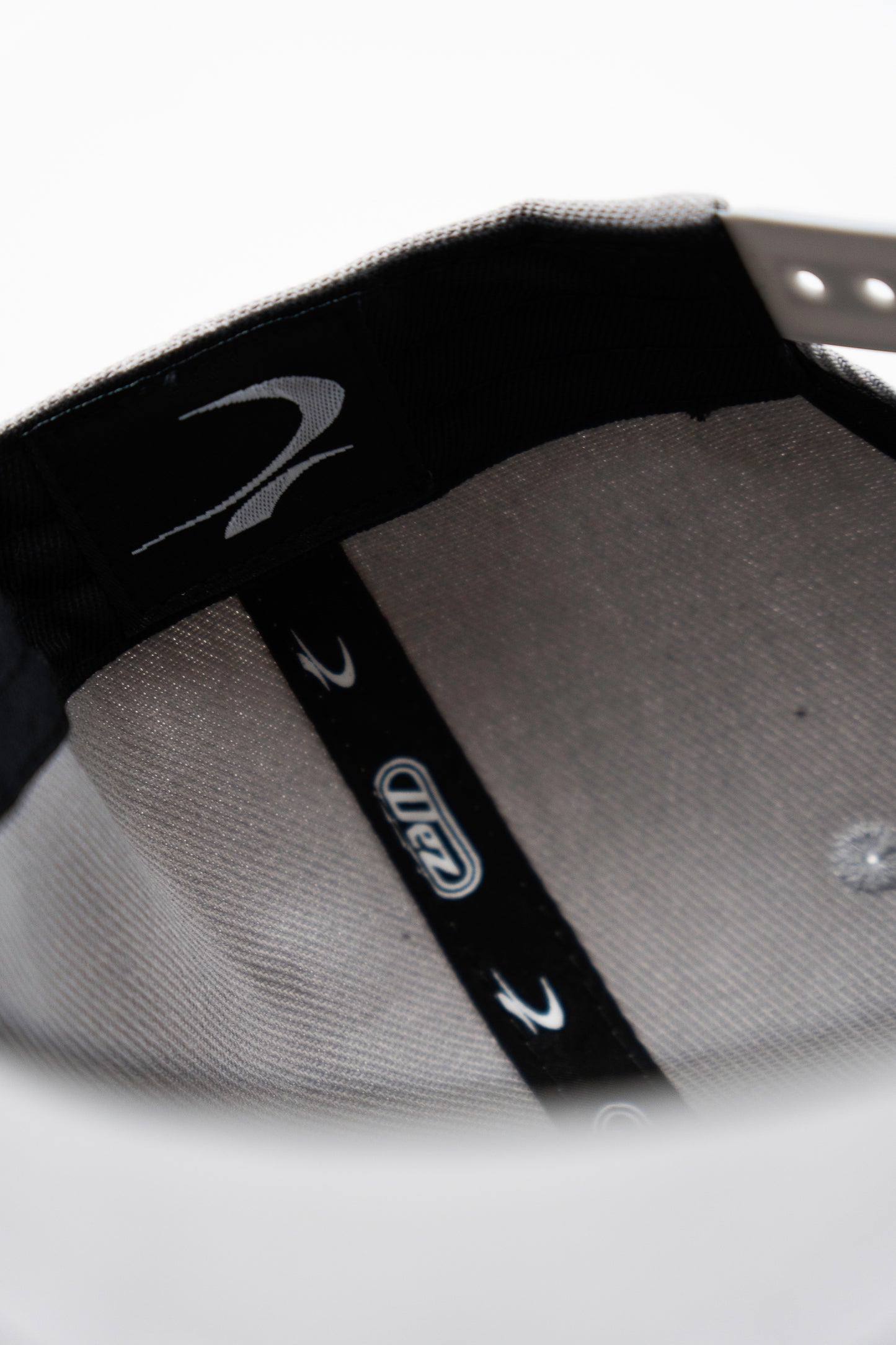 DEZ GREY CAP