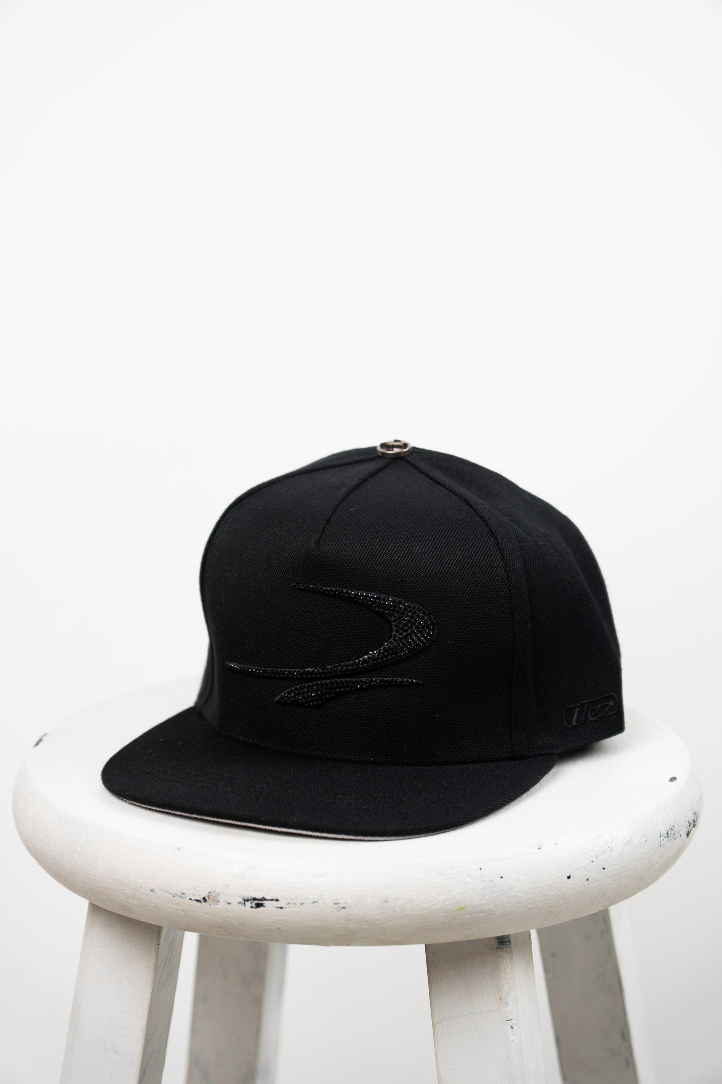DEZ BLACK CAP